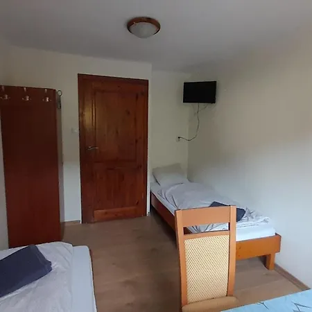 Habitación en casa particular Dom Narciarza